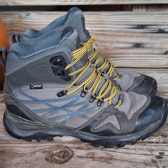 The North Face Men's Gray and Yellow Athletic Shoes - Picture 8 of 14